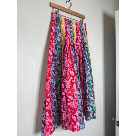 NEW Boden Valentina Poplin Fit and Flare Floral Print Midi Skirt Red Size: 4 - Picture 3 of 7
